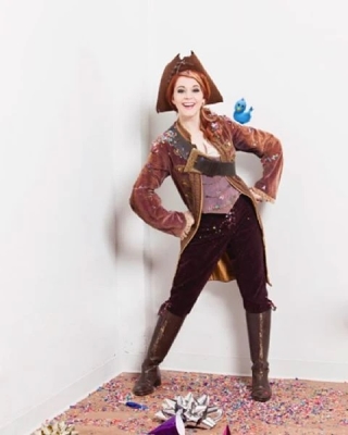 Shatter_Me_Era_-_Set_3_-The_Only_Pirate_At_The_Party__28729.jpg