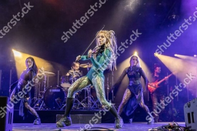 Halestorm_And_Lindsey_Stirling_Perform_At_Budweiser_Stage2025_283729.jpg