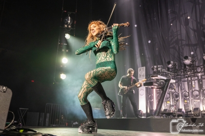 Halestorm_And_Lindsey_Stirling_Perform_At_Budweiser_Stage2025_286129.jpg