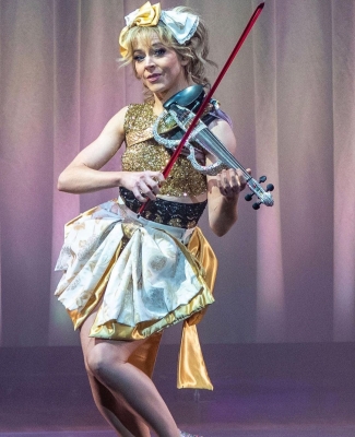 The_Lindsey_Stirling_Christmas_Program_Winter_Tour_2810229.jpg