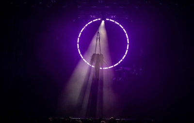 The_Lindsey_Stirling_Christmas_Program_Winter_Tour_2810829.jpg