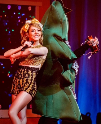 The_Lindsey_Stirling_Christmas_Program_Winter_Tour_2812029.jpg