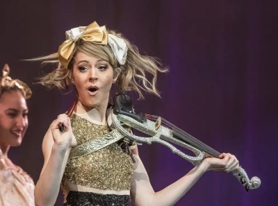 The_Lindsey_Stirling_Christmas_Program_Winter_Tour_2813829.jpg