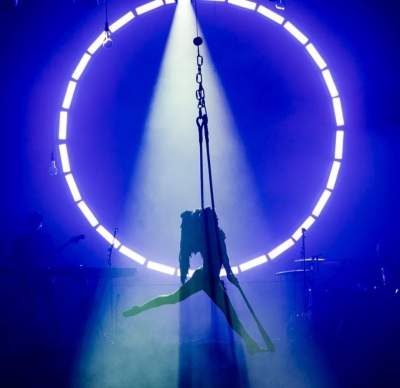 The_Lindsey_Stirling_Christmas_Program_Winter_Tour_2821429.jpg