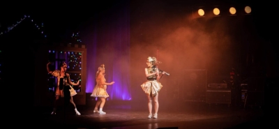 The_Lindsey_Stirling_Christmas_Program_Winter_Tour_282529.jpg