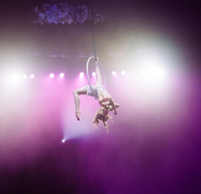 The_Lindsey_Stirling_Christmas_Program_Winter_Tour_283929.jpg