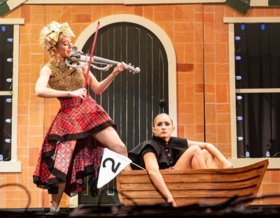 The_Lindsey_Stirling_Christmas_Program_Winter_Tour_285329.jpg