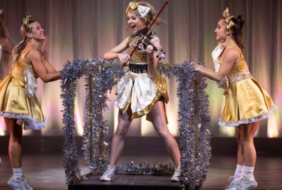 The_Lindsey_Stirling_Christmas_Program_Winter_Tour_288529.jpg