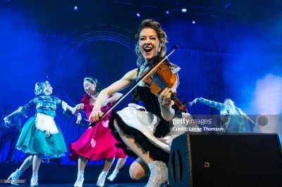 Snow_Waltz_Tour_2023_281929.jpg