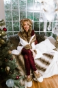 Lindsey_Stirling_-_Set_4_Home_for_the_Holidays_2020_28229.jpg